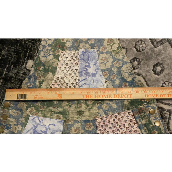 Easel Laney Mae Floral Patchwork Women's Overalls Washed Print Large - Picture 6 of 8